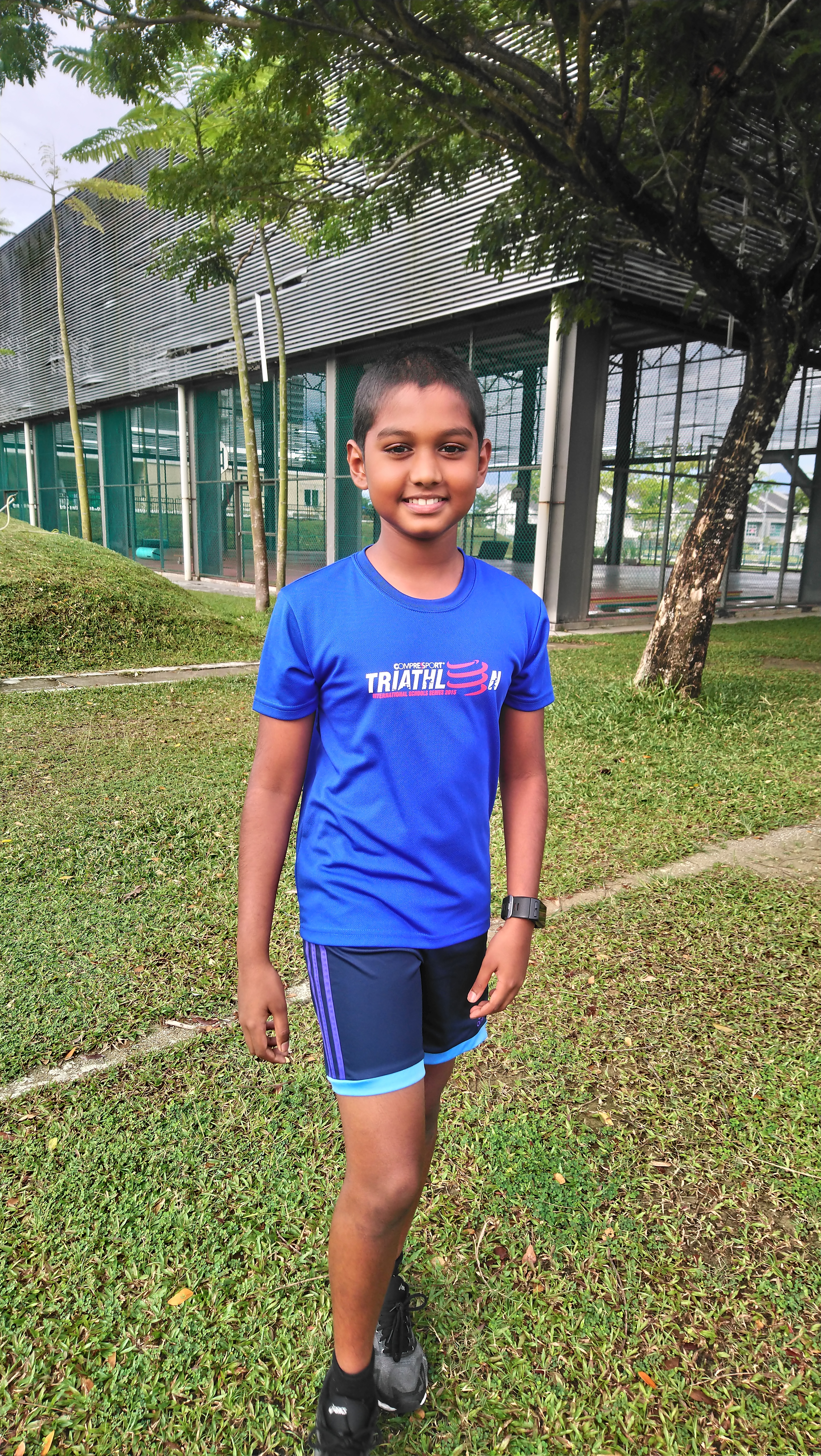 28,34,189,210.011078